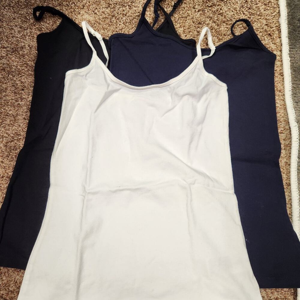 Amazon essentials sz XS 3 tank top lot NEW
